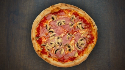 16. Prosciutto e funghi 33cm