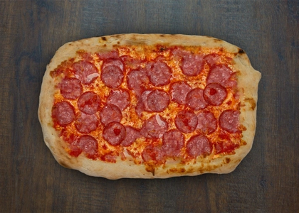4. Salami Pinsa