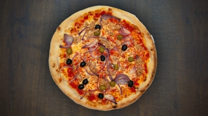 23. Tonno e olive 33cm