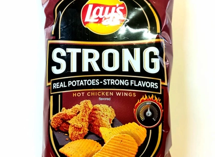 Lays strong hot wings
