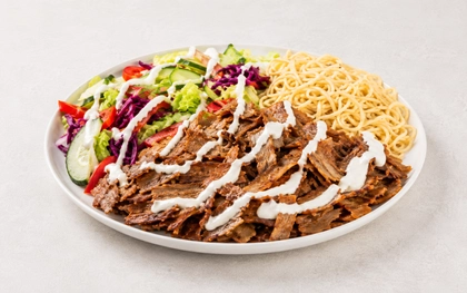 Velký Talíř Kebab s nudlemi